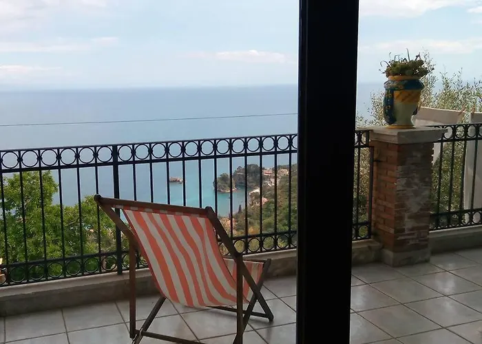 Villa à 2 Chambres à Coucher